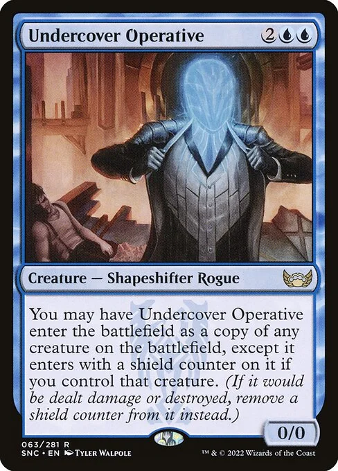 Undercover Operative, carta Magic di tipo Creature — Shapeshifter Rogue illustrata da Tyler Walpole