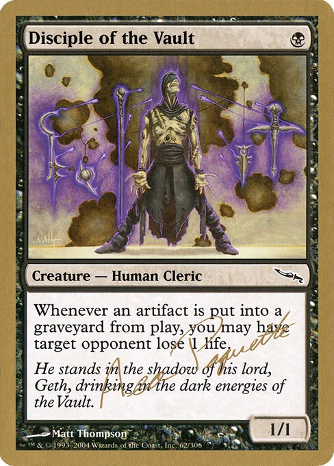 Disciple of the Vault, carta Magic di tipo Creature — Human Cleric illustrata da Matt Thompson